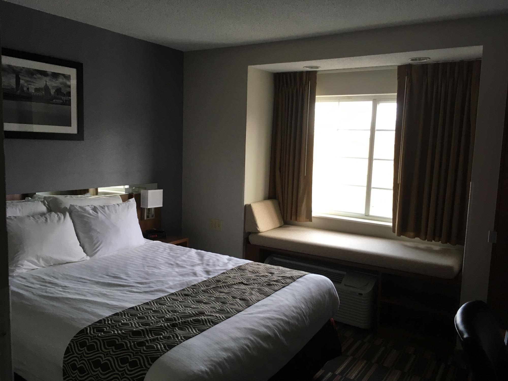 לייתם Microtel Inn By Wyndham - Albany Airport מראה חיצוני תמונה