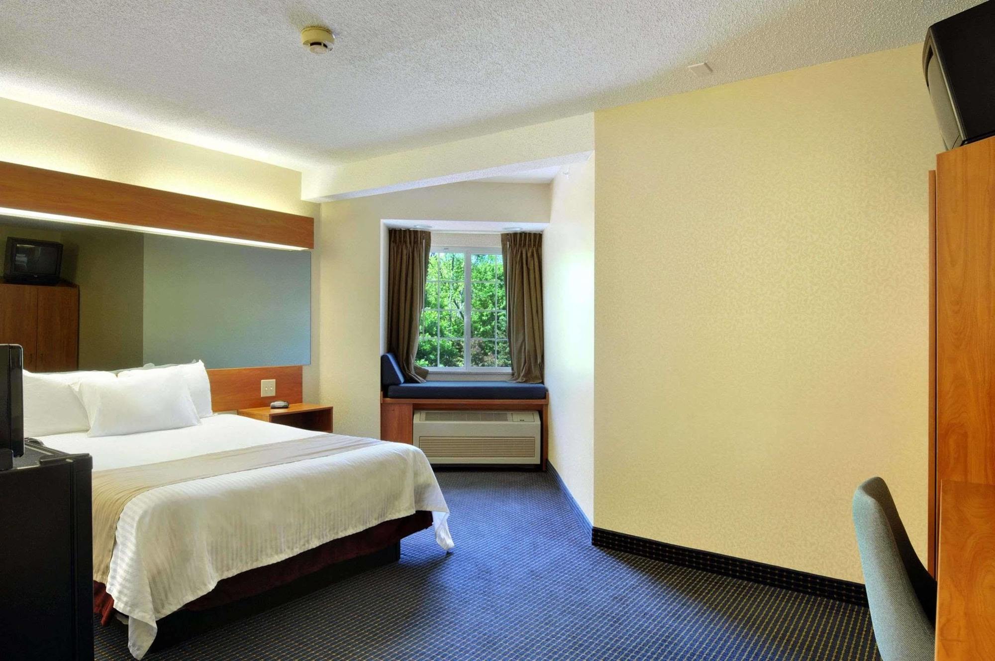 לייתם Microtel Inn By Wyndham - Albany Airport מראה חיצוני תמונה