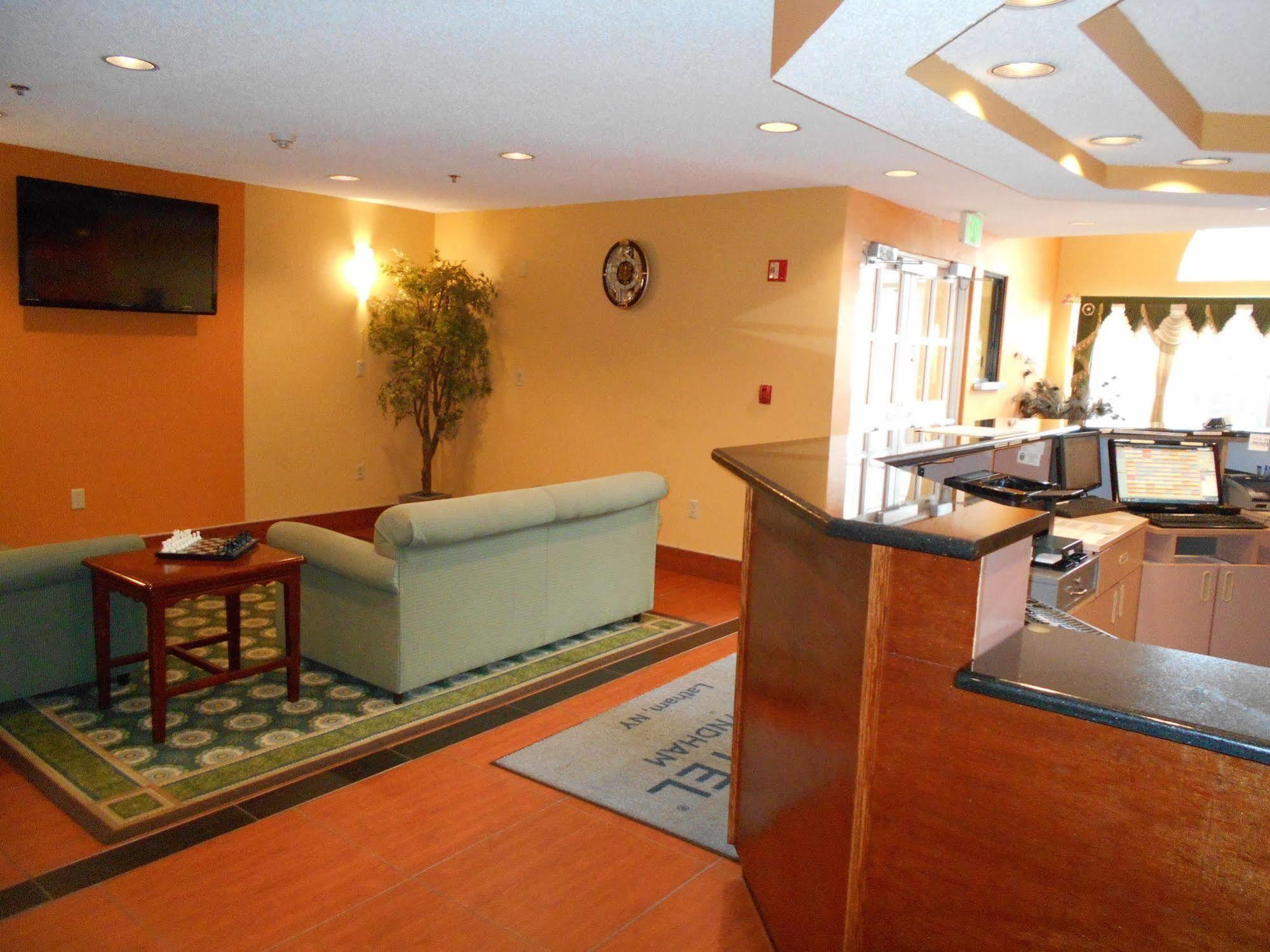 לייתם Microtel Inn By Wyndham - Albany Airport מראה חיצוני תמונה
